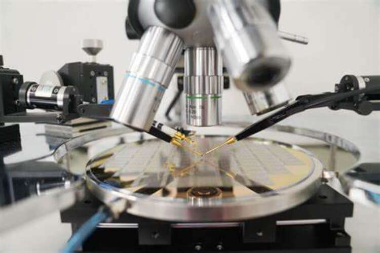 OIP-13 BSOI Wafers
